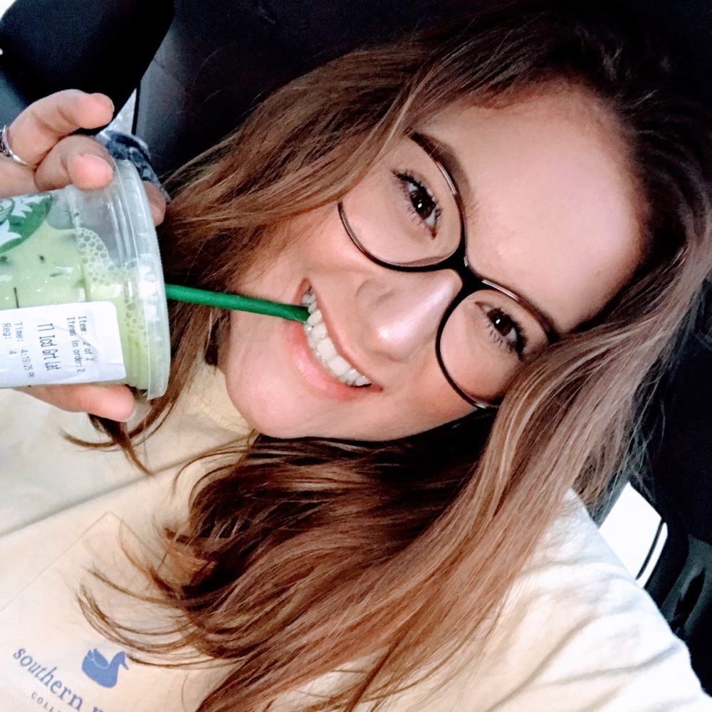 Meet your Posher, Caroline